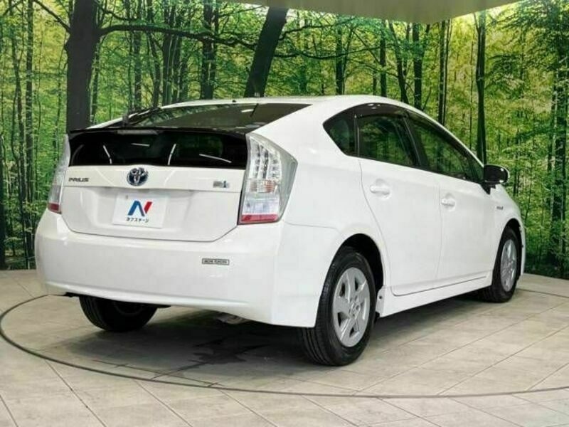 PRIUS-15