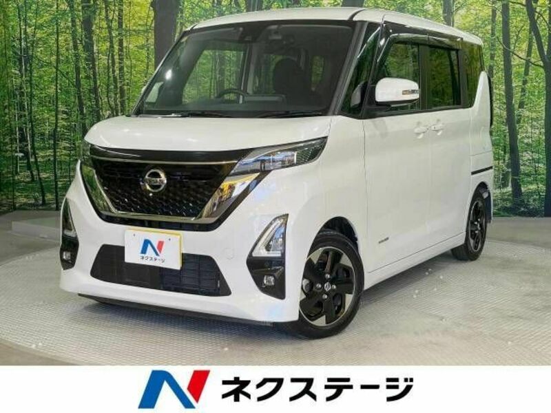 NISSAN　ROOX