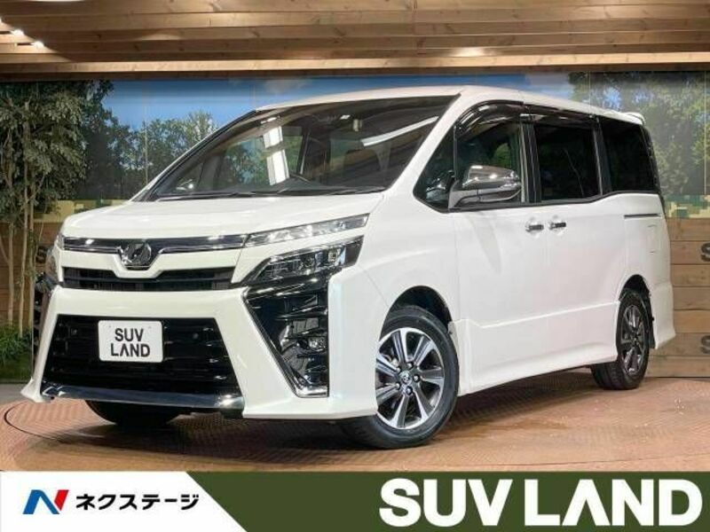 TOYOTA　VOXY