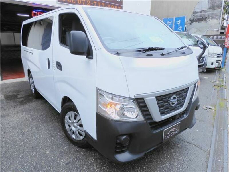 NISSAN　NV350 CARAVAN