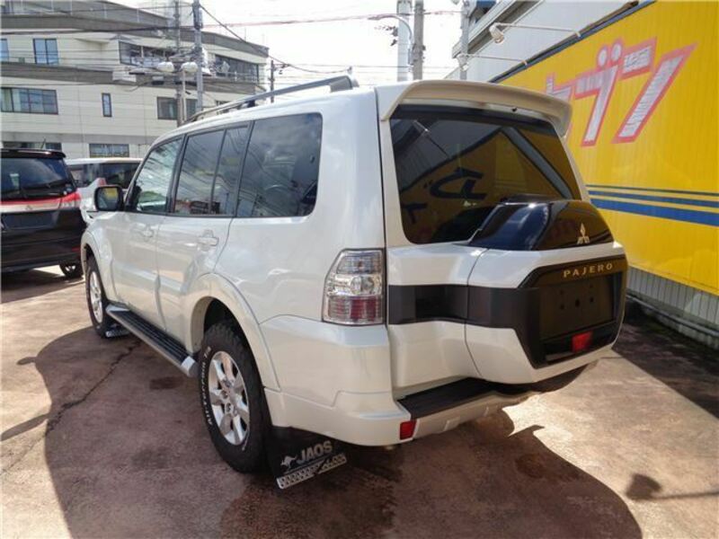 PAJERO-3