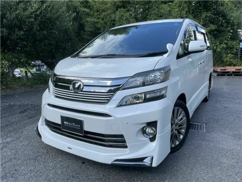 TOYOTA　VELLFIRE