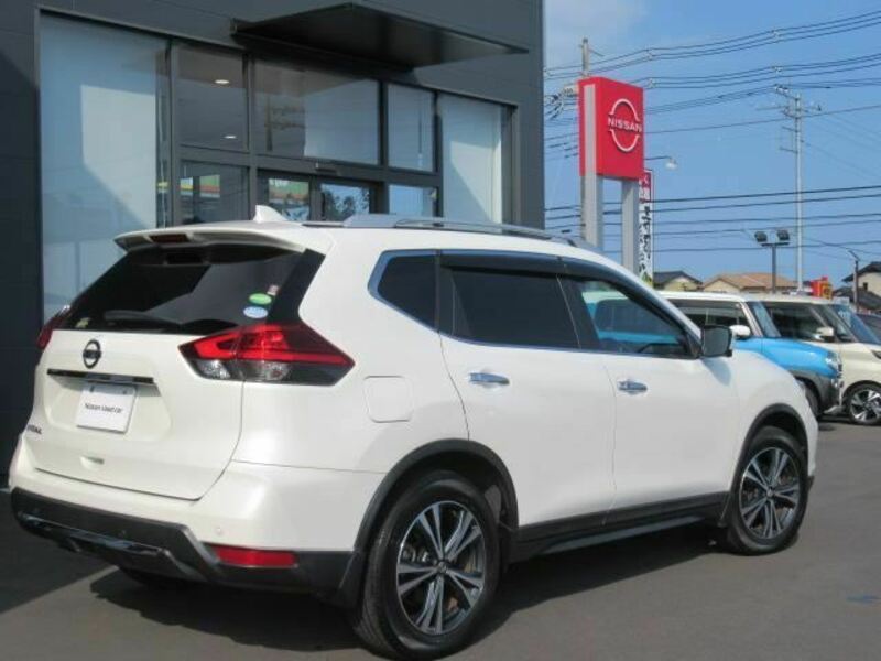 X-TRAIL-27