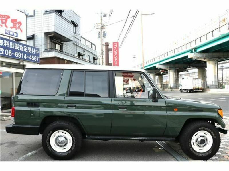 LAND CRUISER PRADO-2