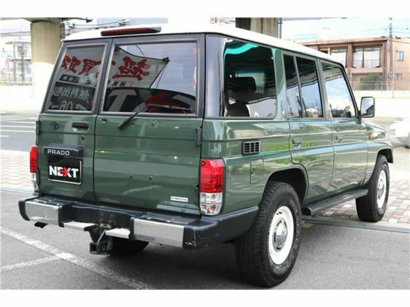 LAND CRUISER PRADO-3