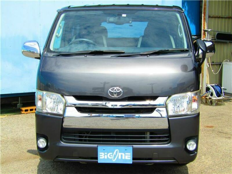 HIACE VAN-12