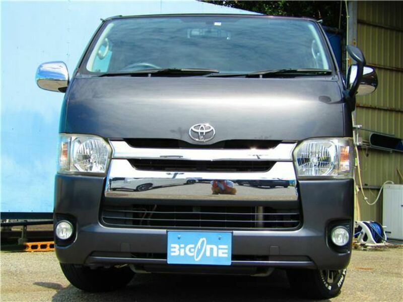 HIACE VAN-13