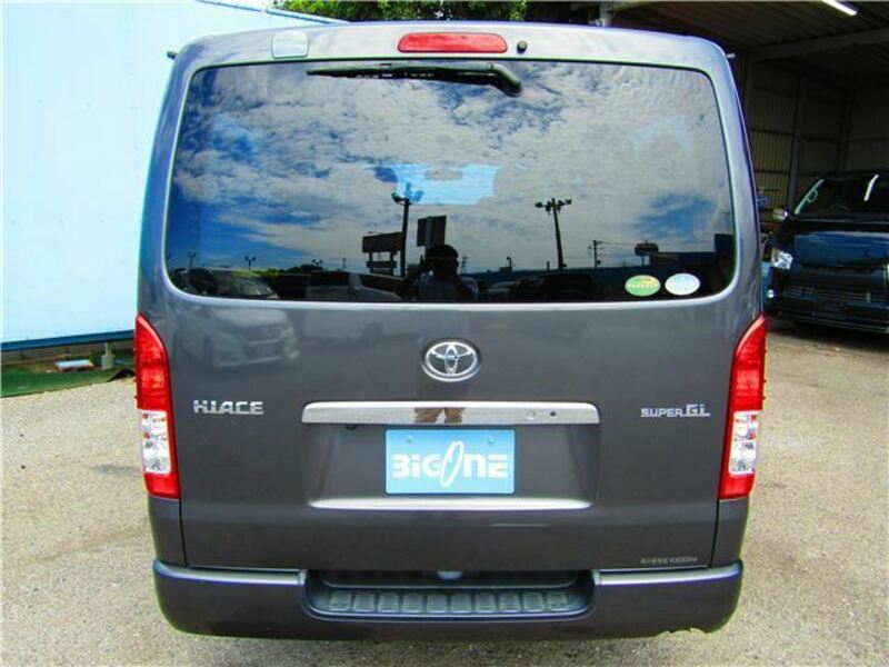 HIACE VAN-43