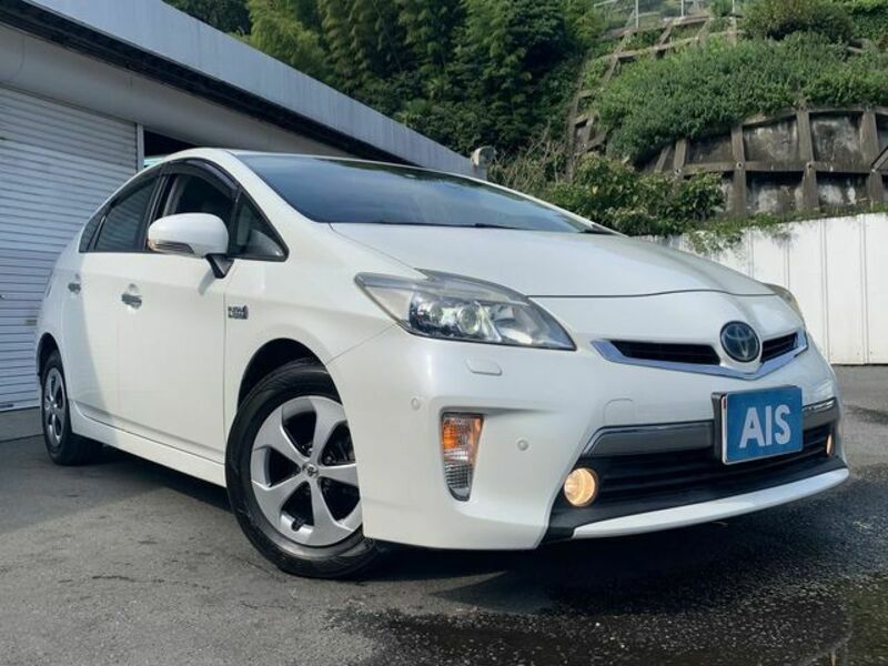 PRIUS PHV