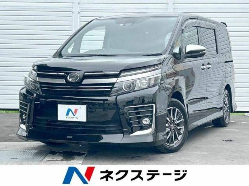 TOYOTA　VOXY