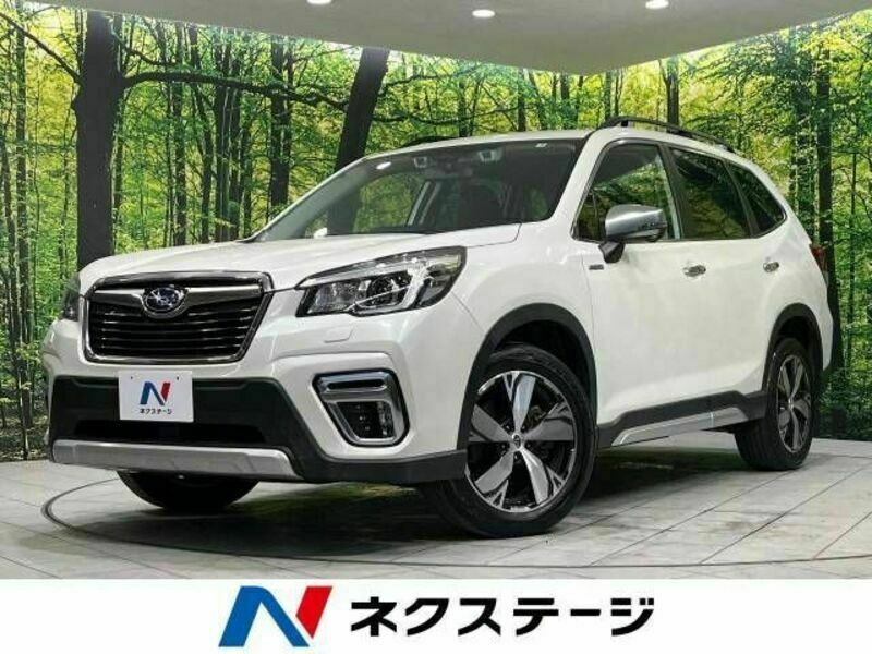 SUBARU　FORESTER