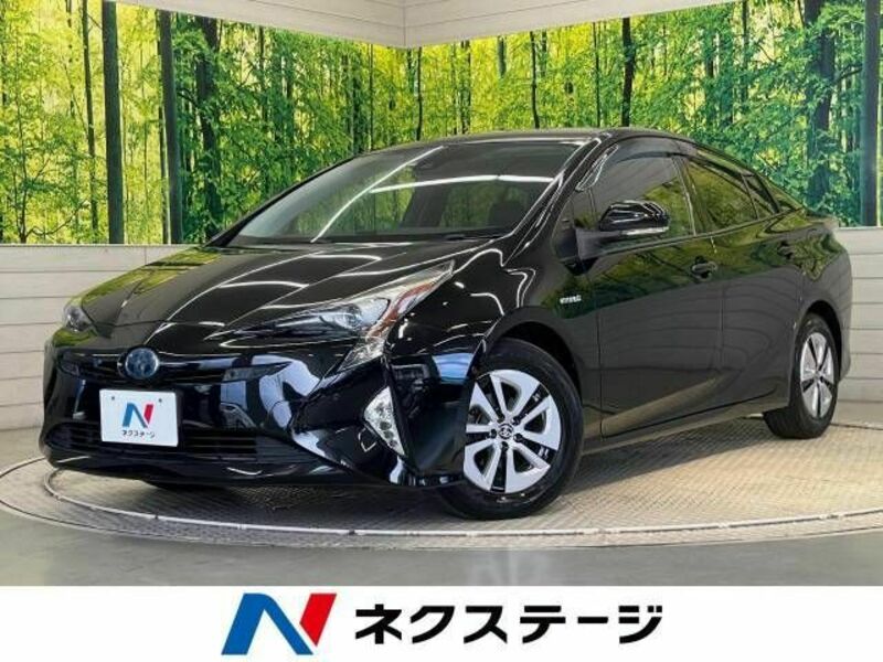 TOYOTA　PRIUS