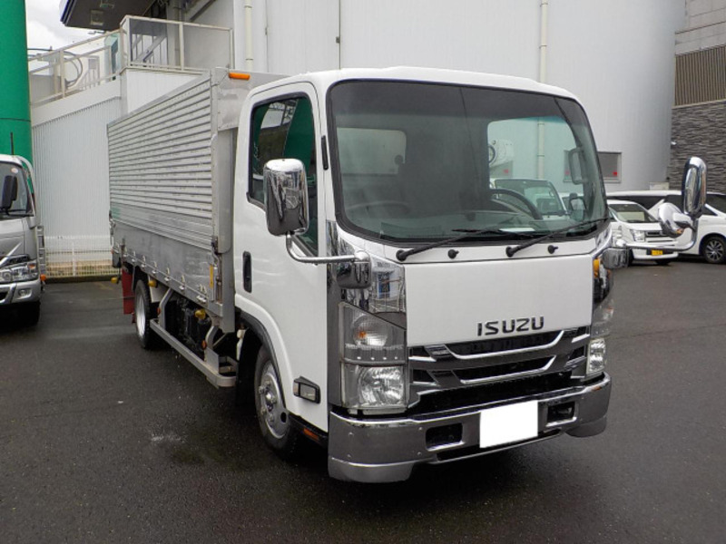 ISUZU　ELF