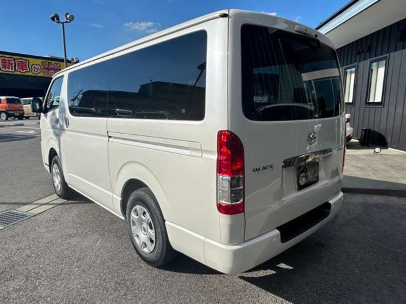 HIACE VAN-13