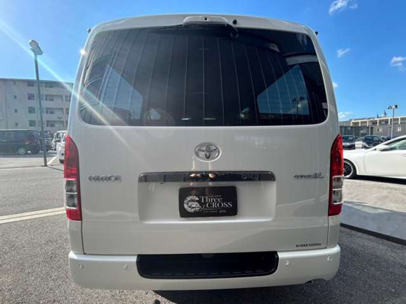 HIACE VAN-12