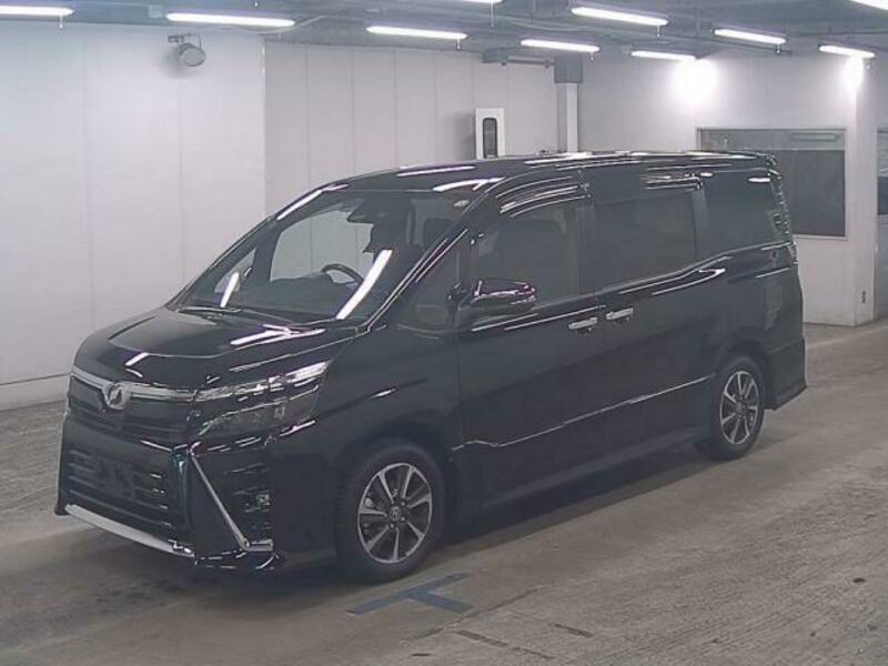 TOYOTA　VOXY