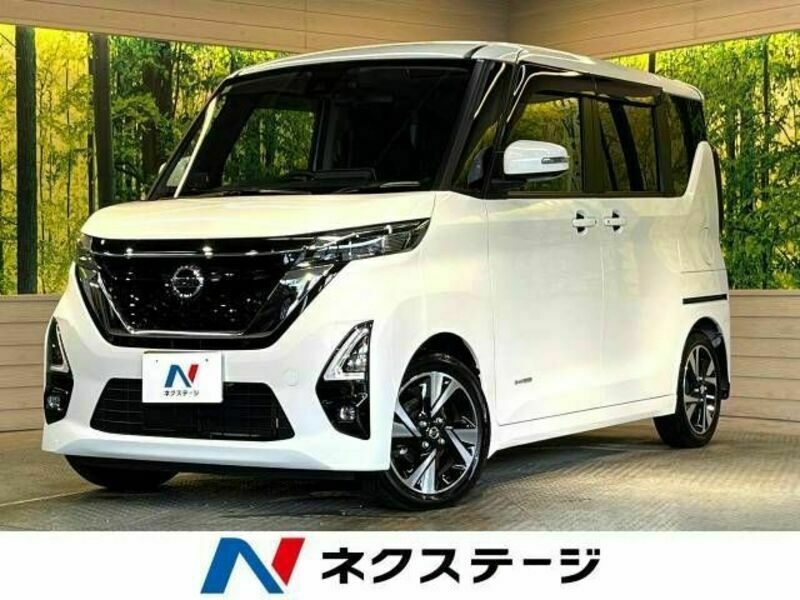 NISSAN　ROOX