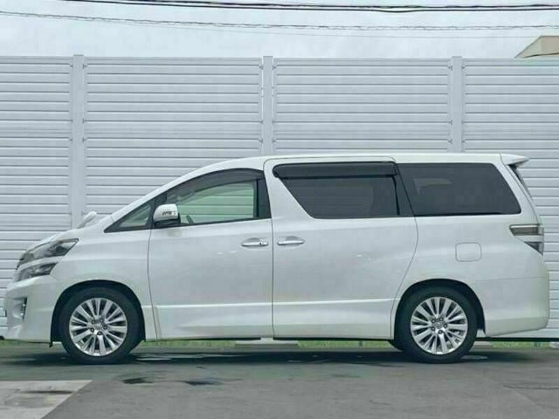 VELLFIRE-16