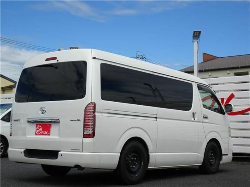 HIACE VAN-6