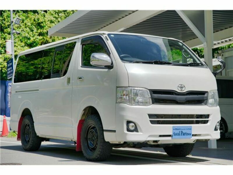 HIACE VAN