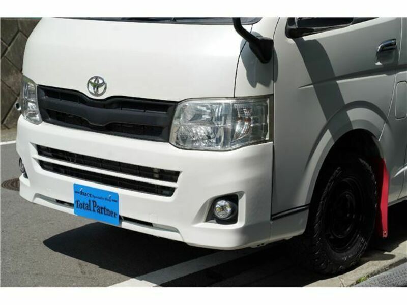 HIACE VAN-8