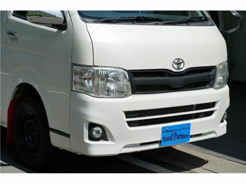 HIACE VAN-12