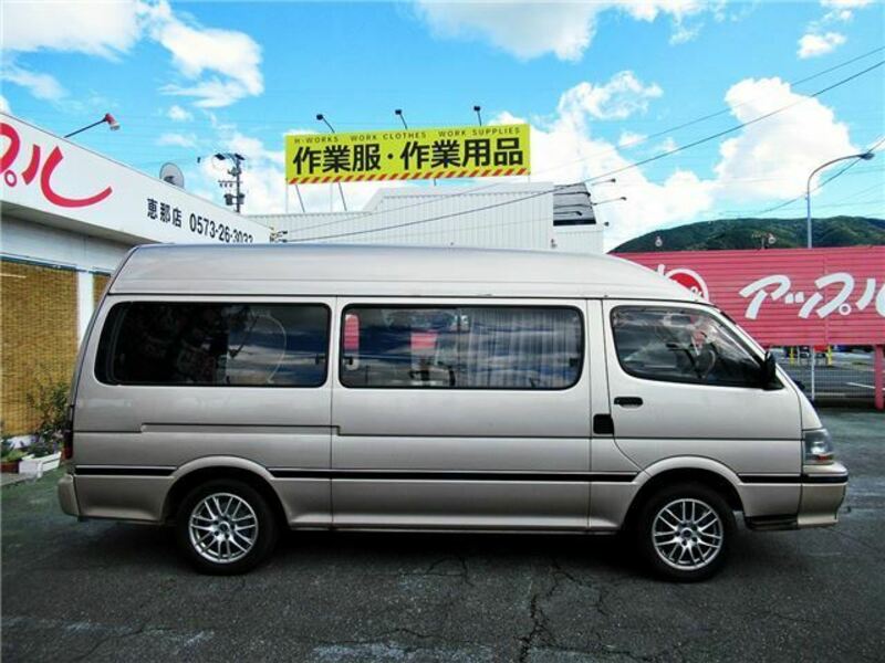 HIACE-5