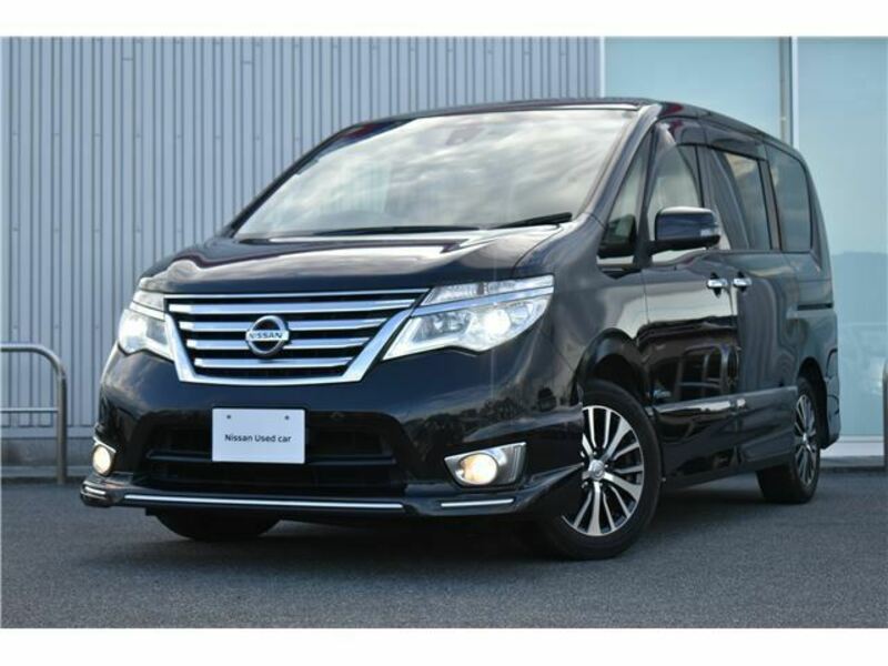 NISSAN　SERENA