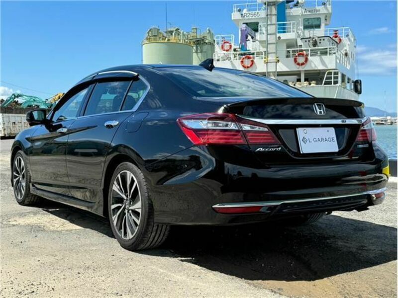 ACCORD HYBRID-4