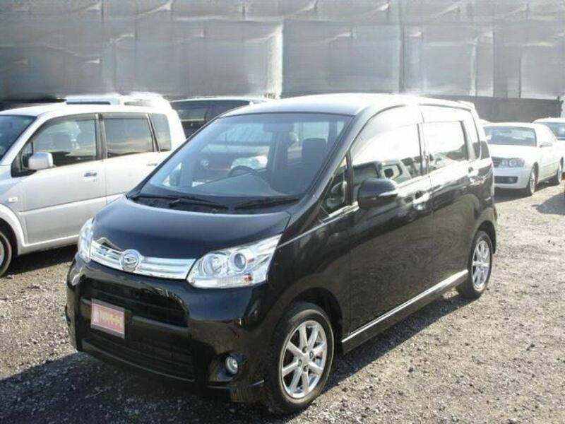 DAIHATSU　MOVE