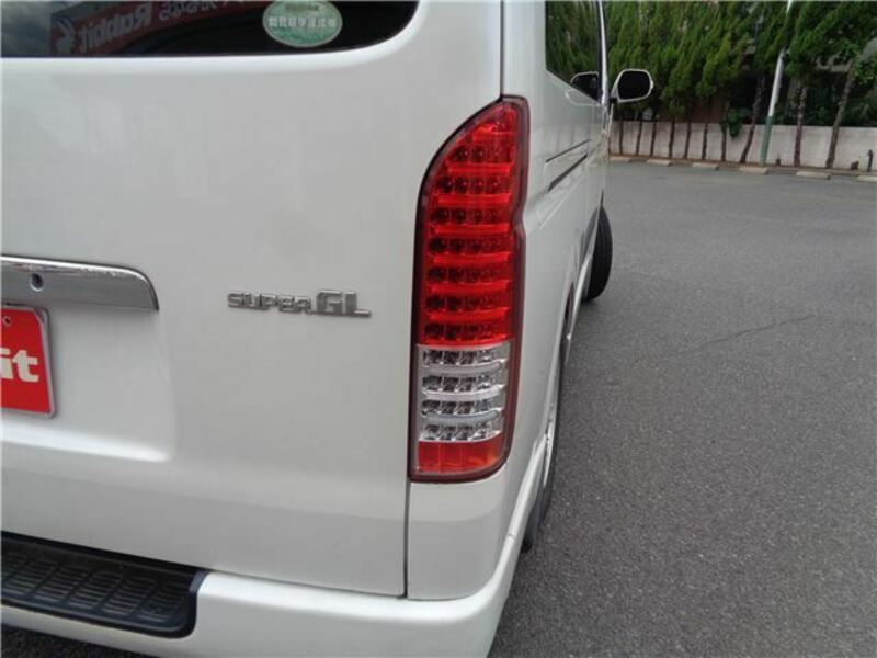 HIACE-12