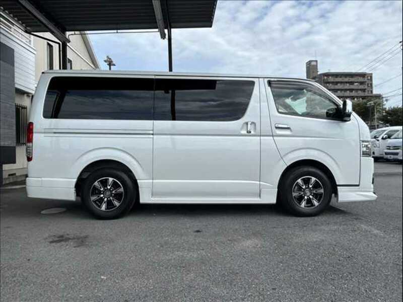 HIACE VAN-12