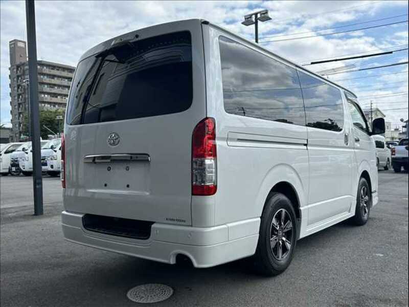 HIACE VAN-14