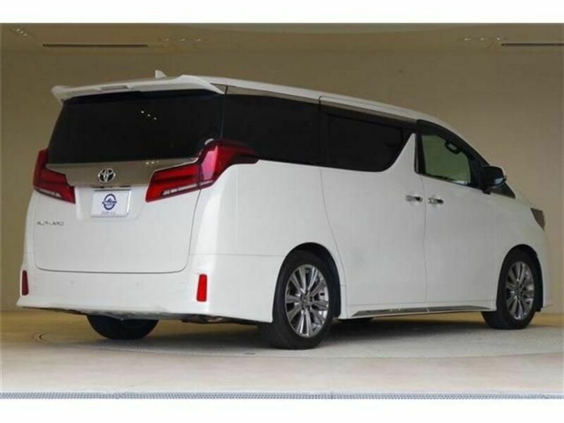 ALPHARD-9