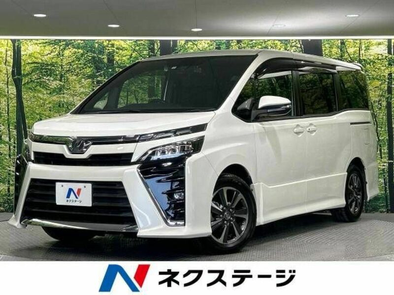 TOYOTA　VOXY