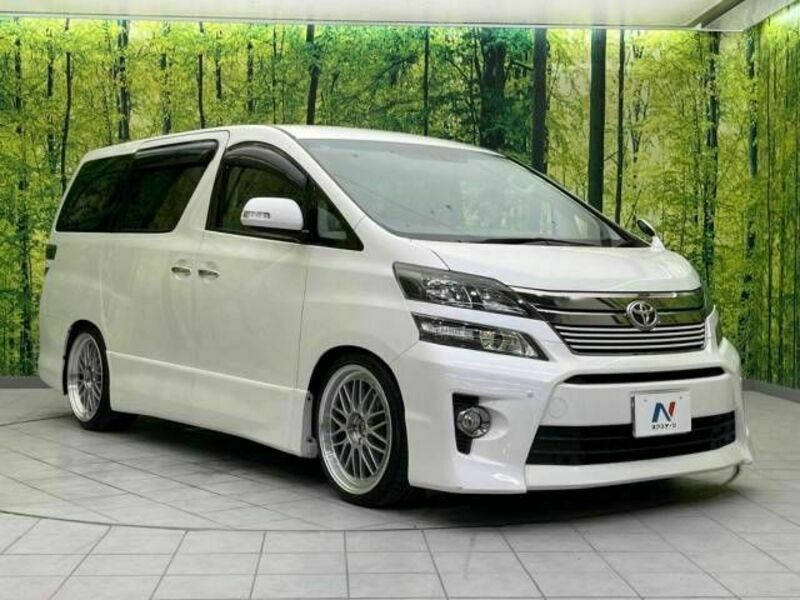 VELLFIRE-17