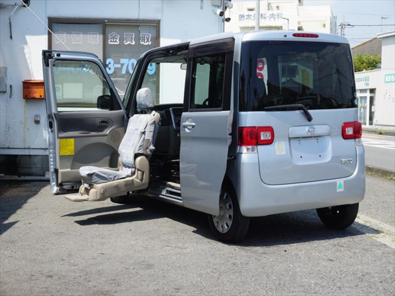 DAIHATSU　TANTO