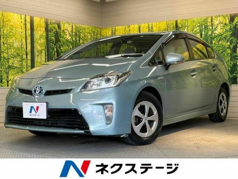 TOYOTA　PRIUS