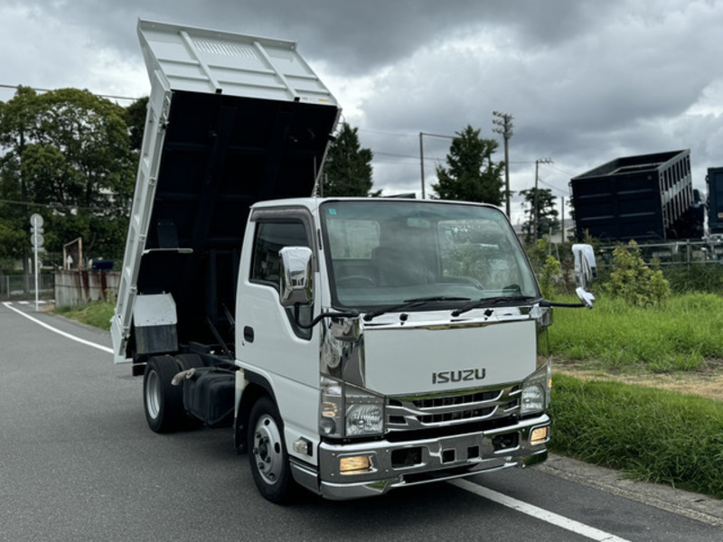 ISUZU　ELF