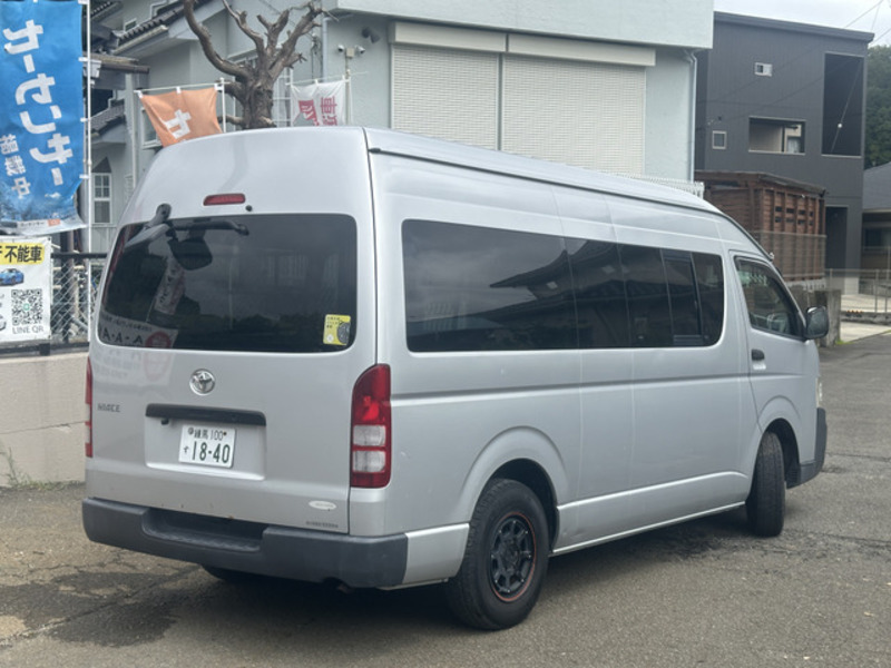 HIACE VAN-3