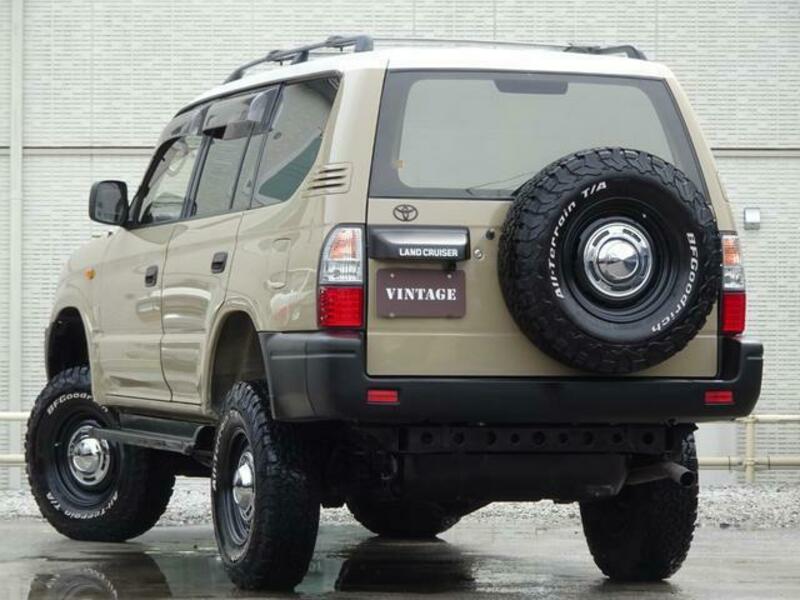 LAND CRUISER PRADO-8