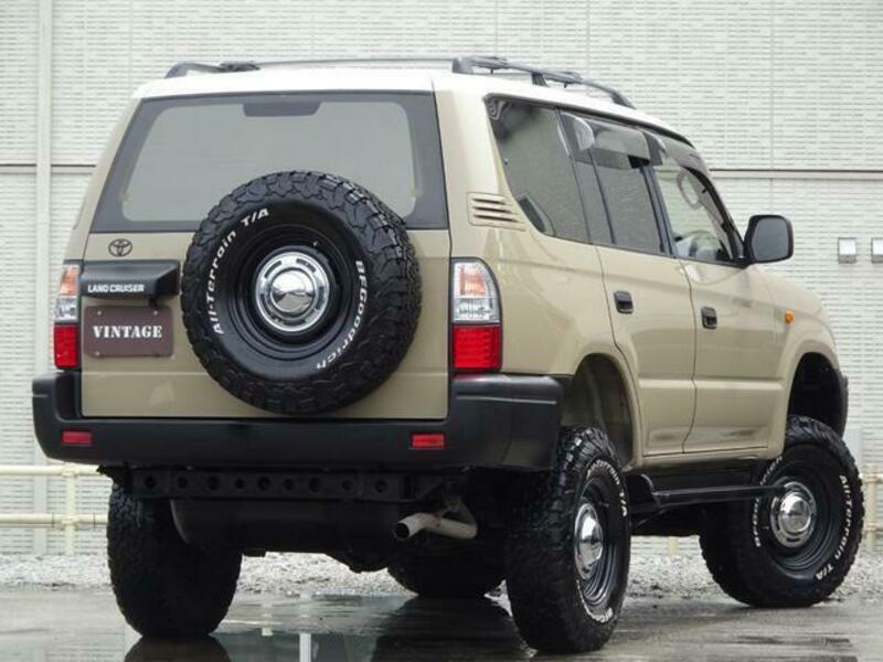 LAND CRUISER PRADO-10