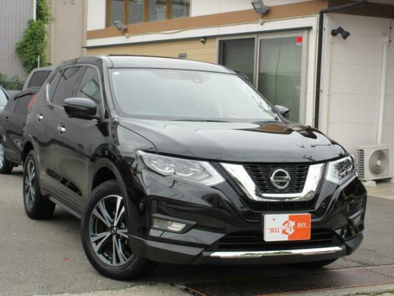 NISSAN　X-TRAIL