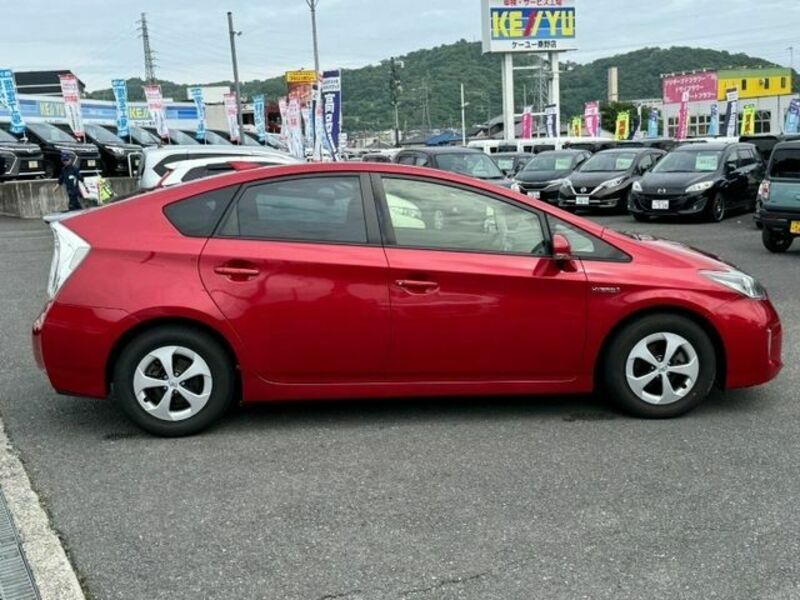 PRIUS-7