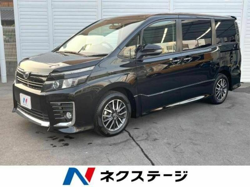 TOYOTA　VOXY