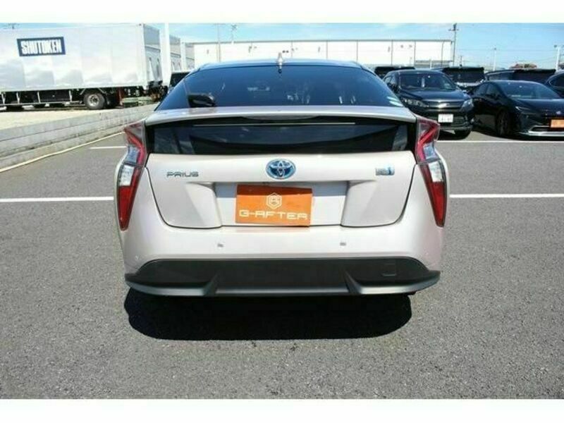 PRIUS-7