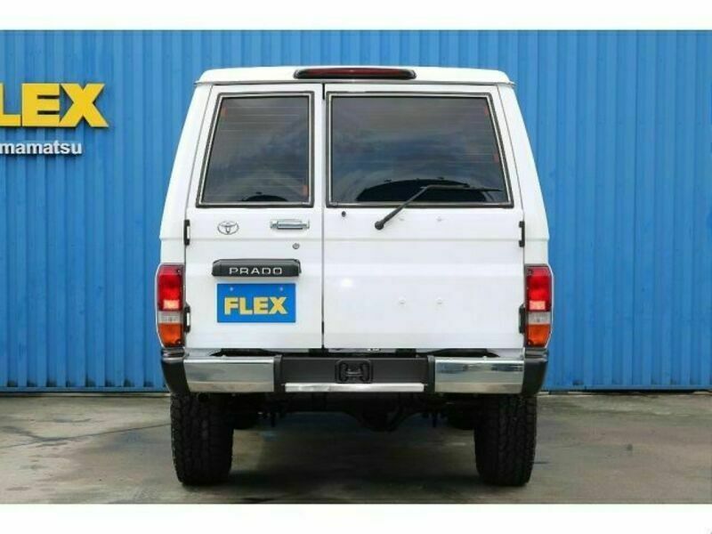 LAND CRUISER PRADO-8