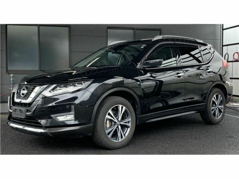 NISSAN　X-TRAIL