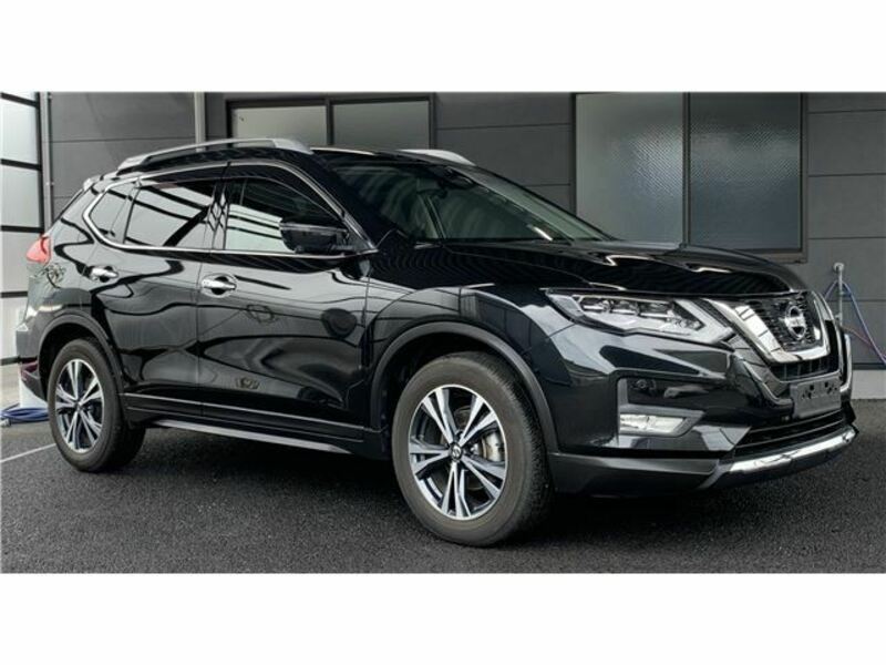 X-TRAIL-1