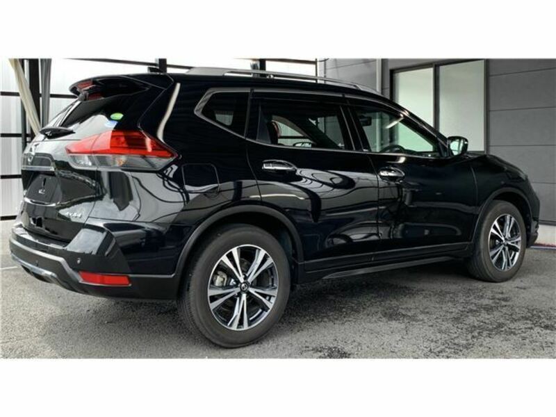 X-TRAIL-4